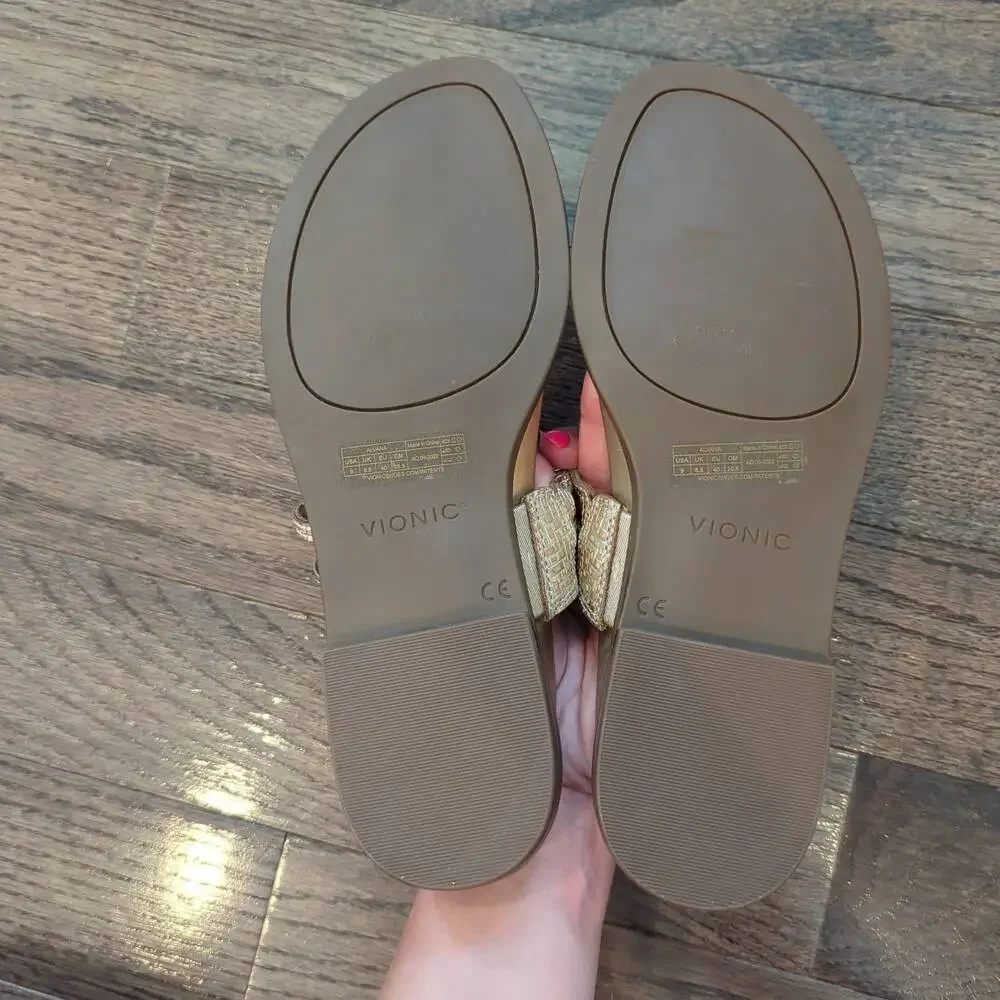 Vionic Alvana Sandals Size 9 Gold